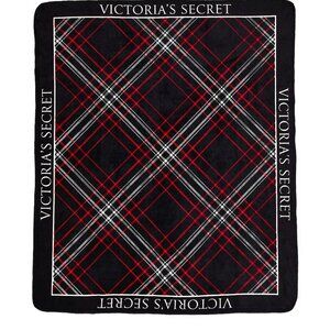 PINK x Victoria's Secret Plush Cozy Fleece Blanket in Red/Black/White NWT